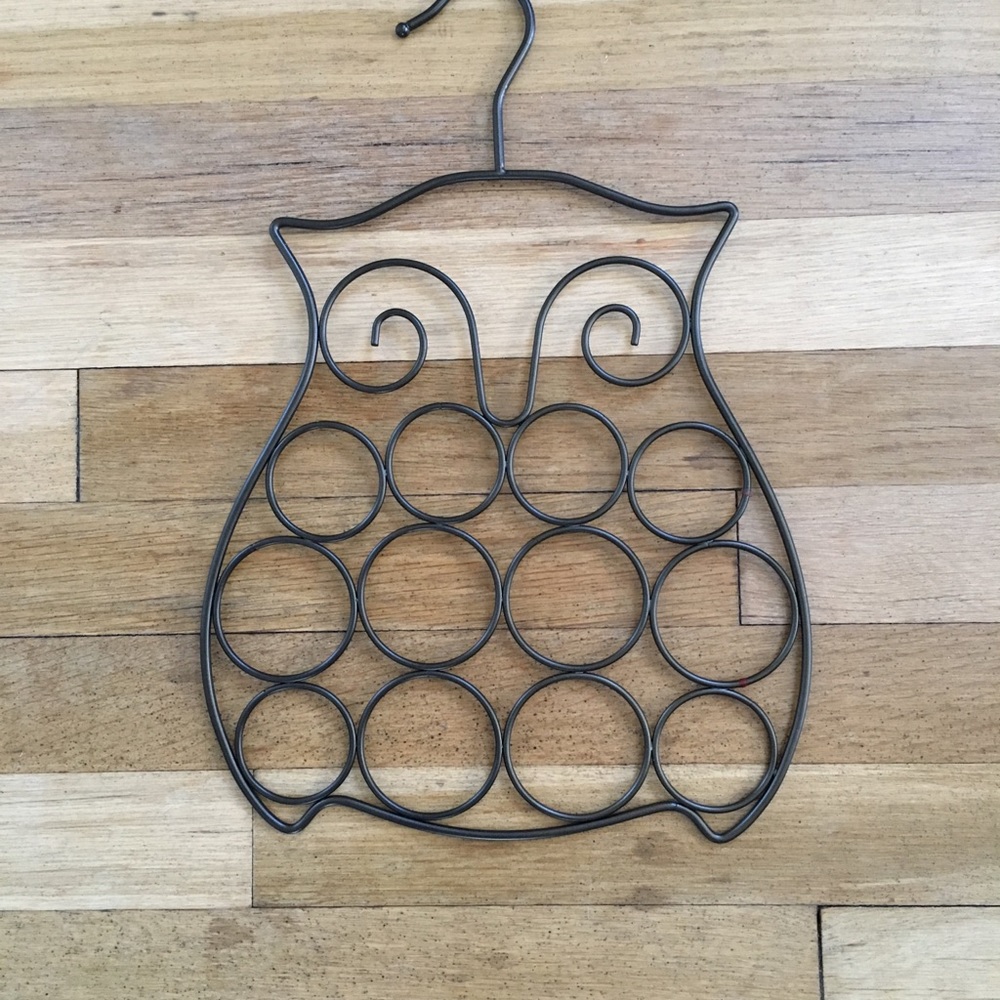 Scarf organizer